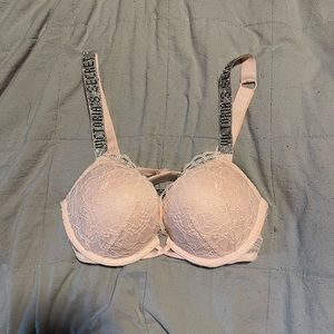 Pale Pink Victoria Secret Bombshell bra